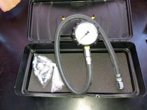 Teste de pressão de óleo de motor